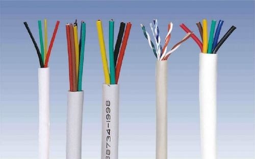 Boa cera PE105 do polietileno do lubrificante do PVC do ponto de amaciamento para a indústria de Masterbatch
